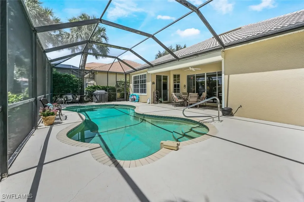 2259 Island Cove Circle Naples FL 34109