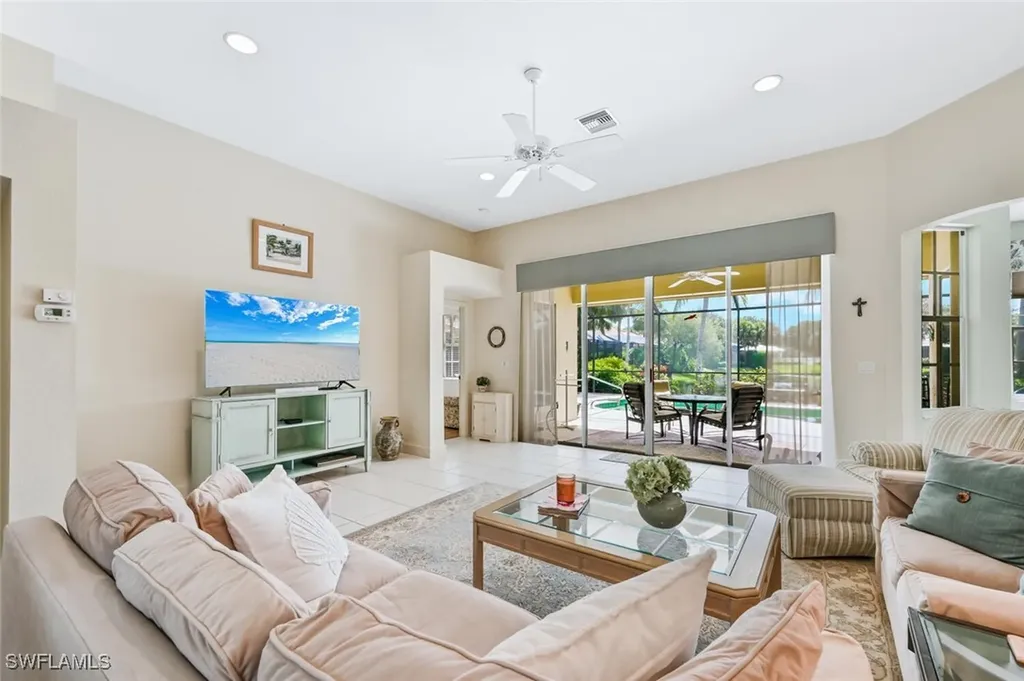 2259 Island Cove Circle Naples FL 34109