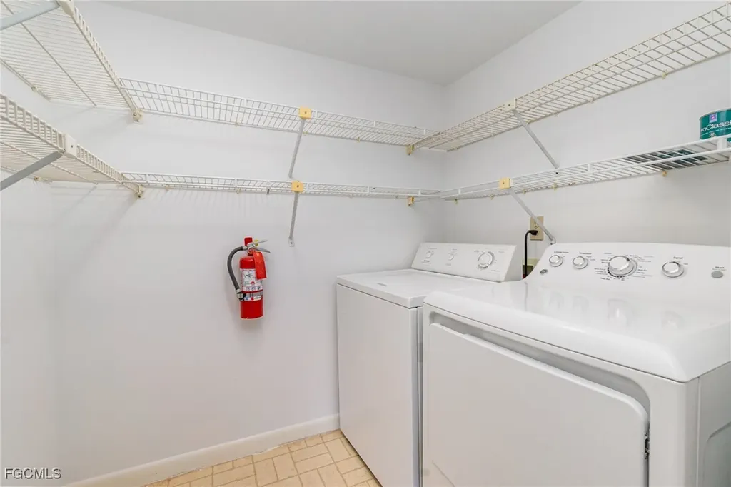 9950 Sailview Court Fort Myers FL 33905