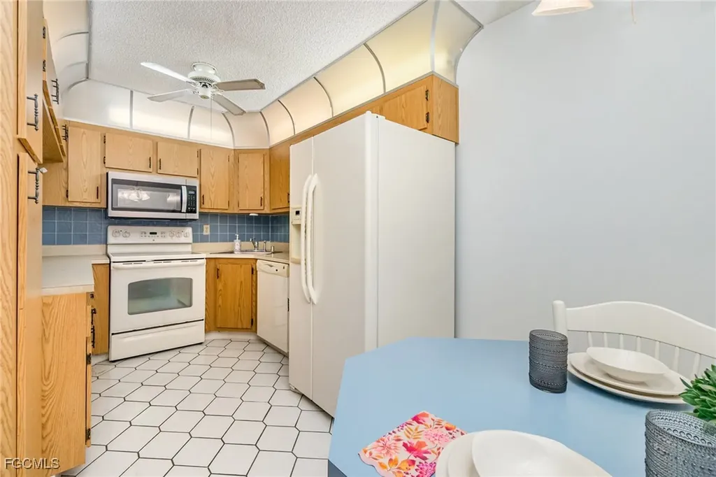 9950 Sailview Court Fort Myers FL 33905