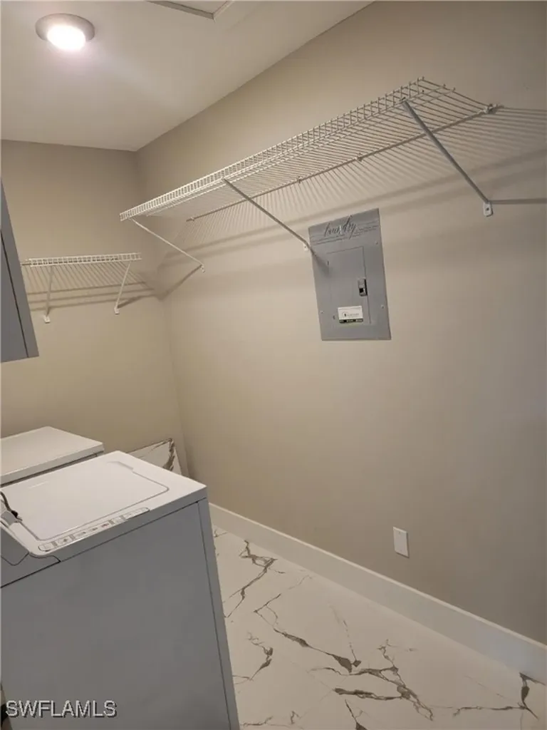 709 Landover Circle Naples FL 34104