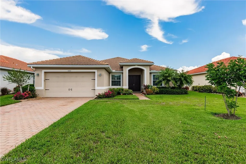 3260 Magnolia Landing Lane North Fort Myers FL 33917