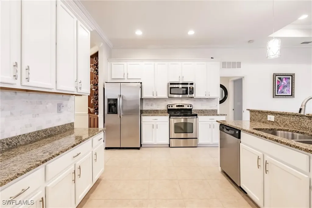 3260 Magnolia Landing Lane North Fort Myers FL 33917