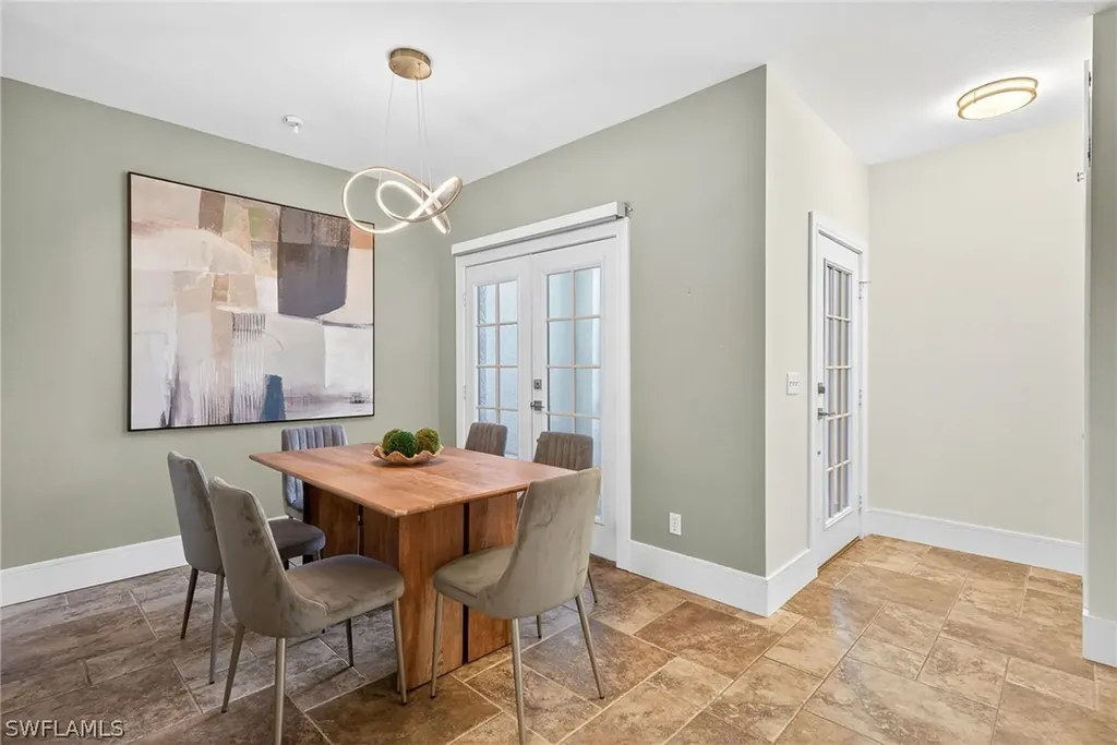 7100 Barrington Circle Naples FL 34108