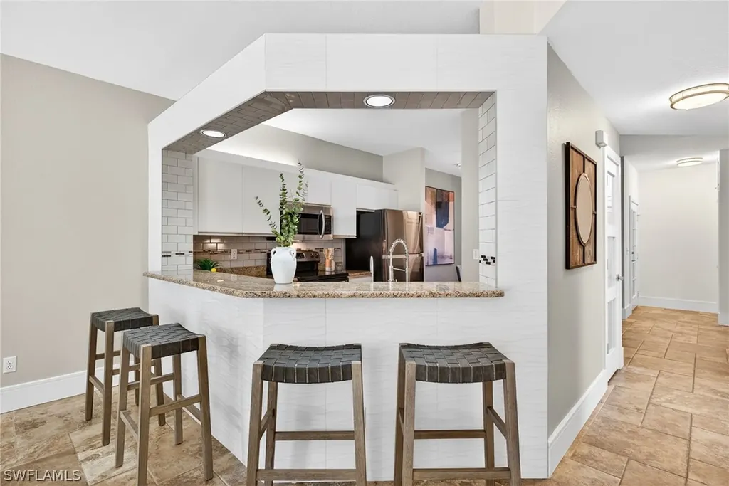 7100 Barrington Circle Naples FL 34108