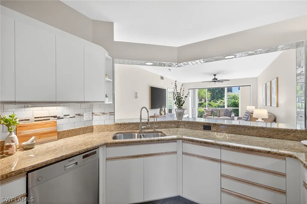 7100 Barrington Circle Naples FL 34108