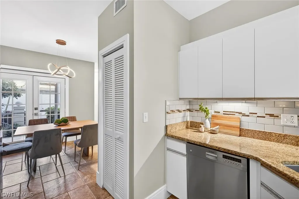 7100 Barrington Circle Naples FL 34108