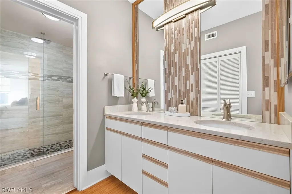 7100 Barrington Circle Naples FL 34108