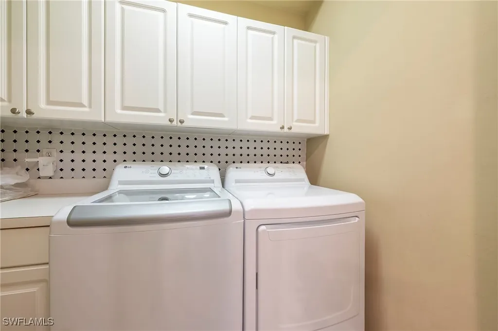 6325 Wilshire Pines Circle Naples FL 34109