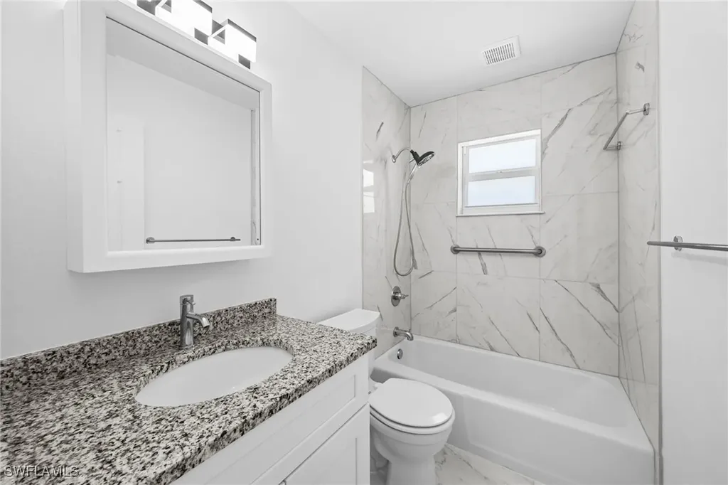 601 Periwinkle Way Sanibel FL 33957