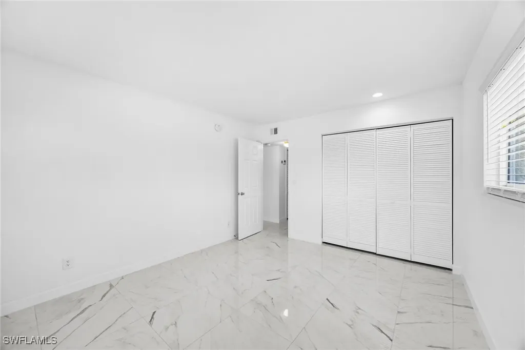 601 Periwinkle Way Sanibel FL 33957