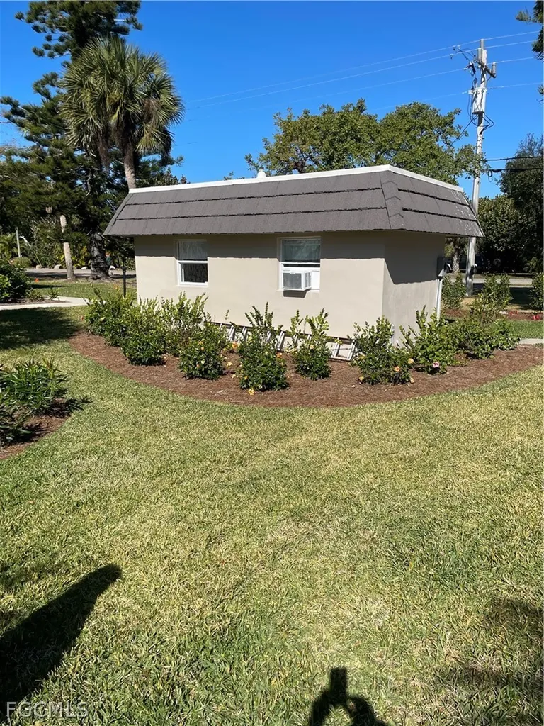 601 Periwinkle Way Sanibel FL 33957