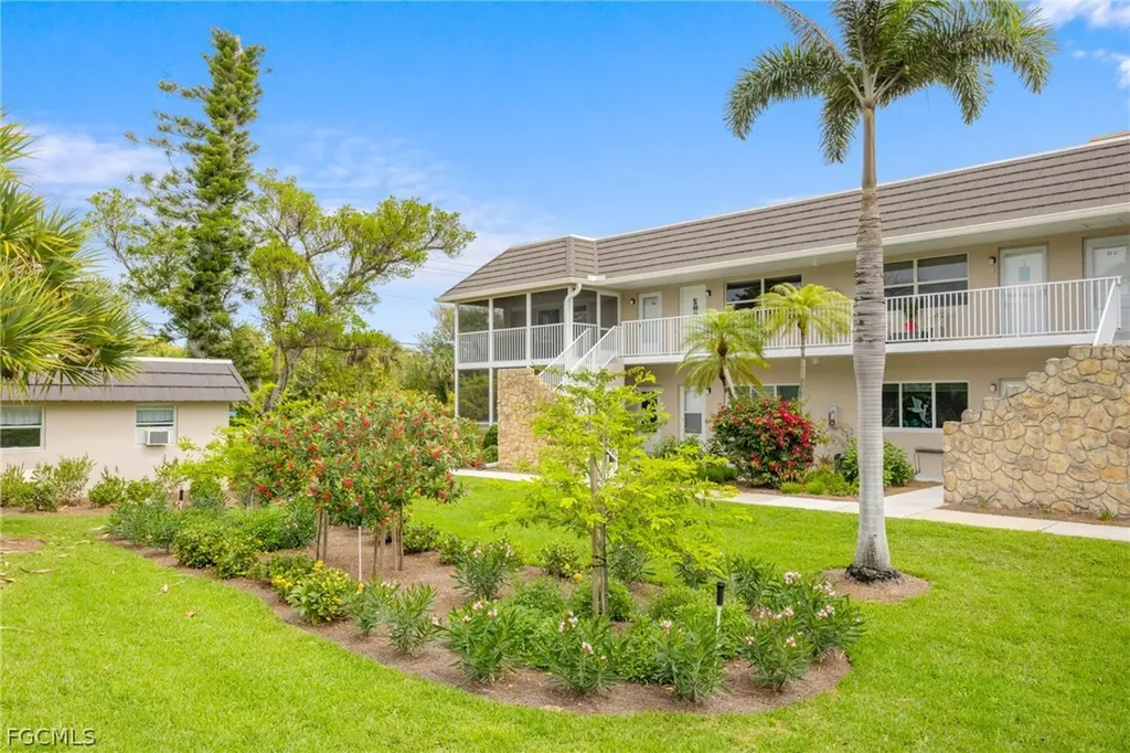 601 Periwinkle Way Sanibel FL 33957