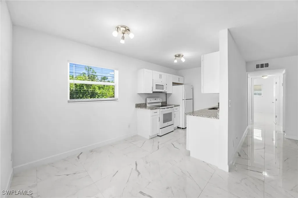 601 Periwinkle Way Sanibel FL 33957