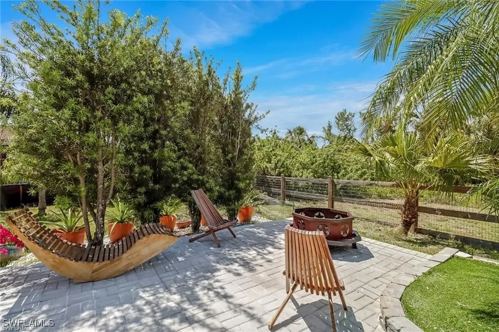 6104 Holt Court Fort Myers FL 33905