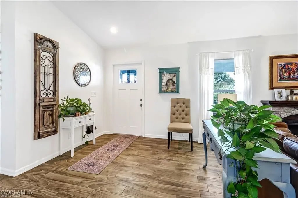 6104 Holt Court Fort Myers FL 33905