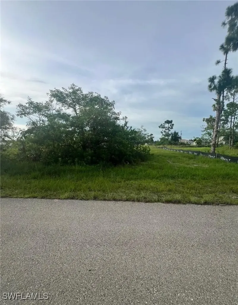 1921 NW 30th Terrace Cape Coral FL 33993
