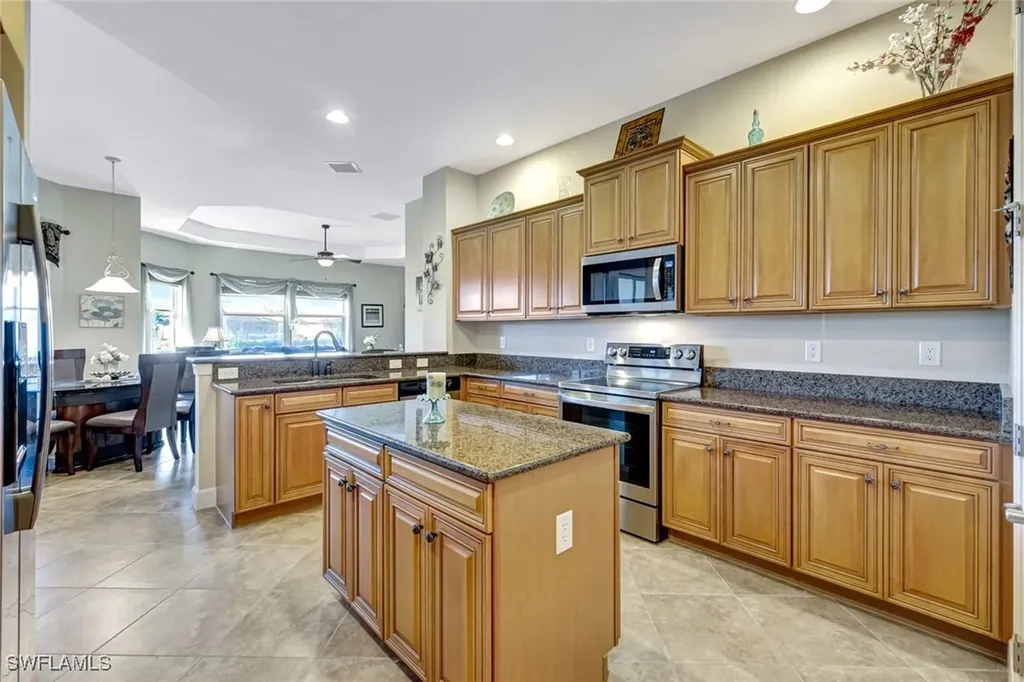 9693 Cobalt Cove Circle Naples FL 34120