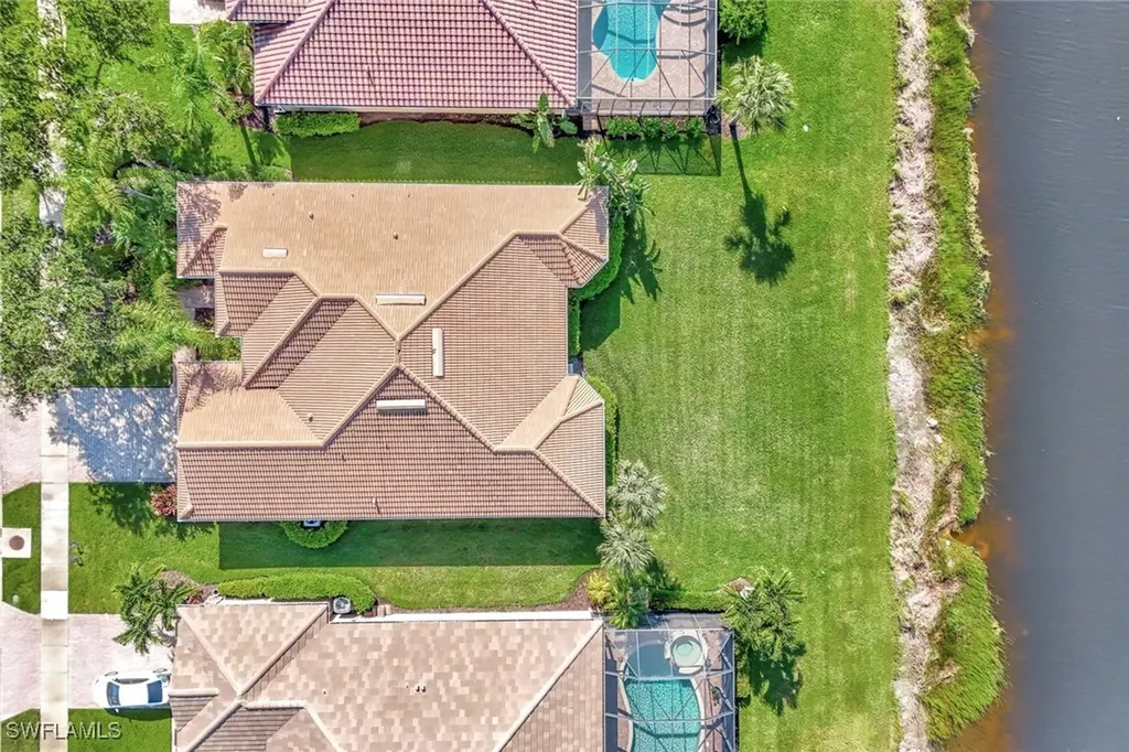 9693 Cobalt Cove Circle Naples FL 34120