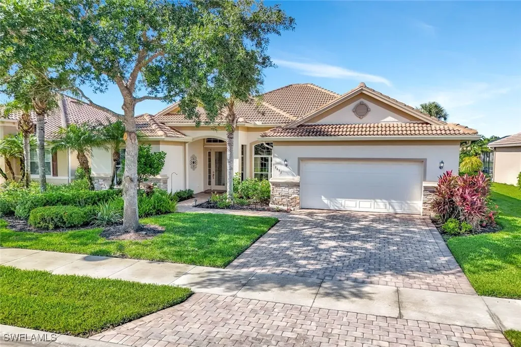 9693 Cobalt Cove Circle Naples FL 34120