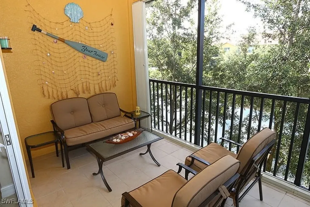 Naples FL, 6525 Monterey Point, Unit 203