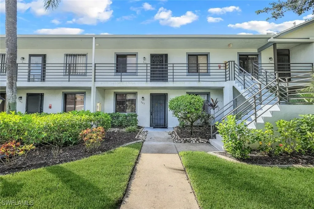 12500 Cold Stream Drive Fort Myers FL 33912
