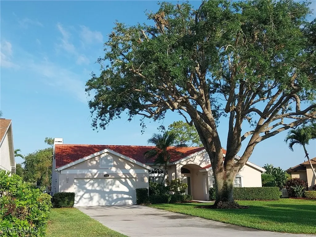 449 Dundee Court Naples FL 34104