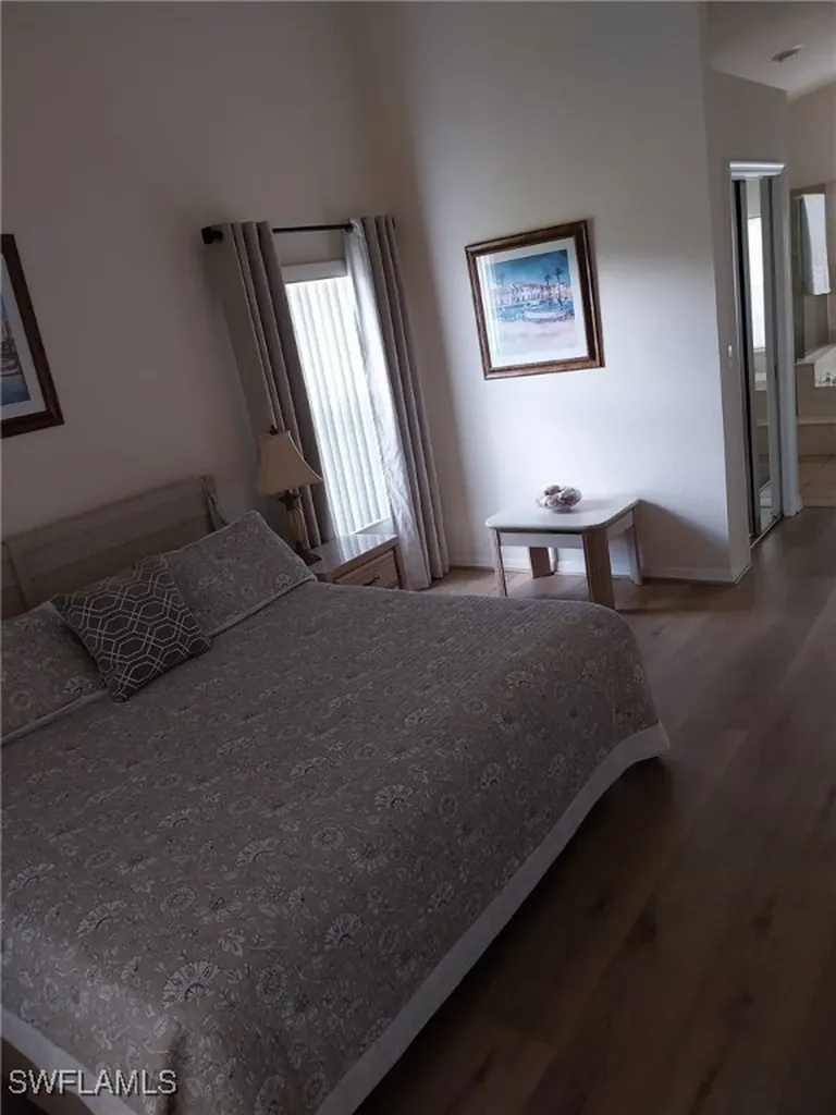 449 Dundee Court Naples FL 34104