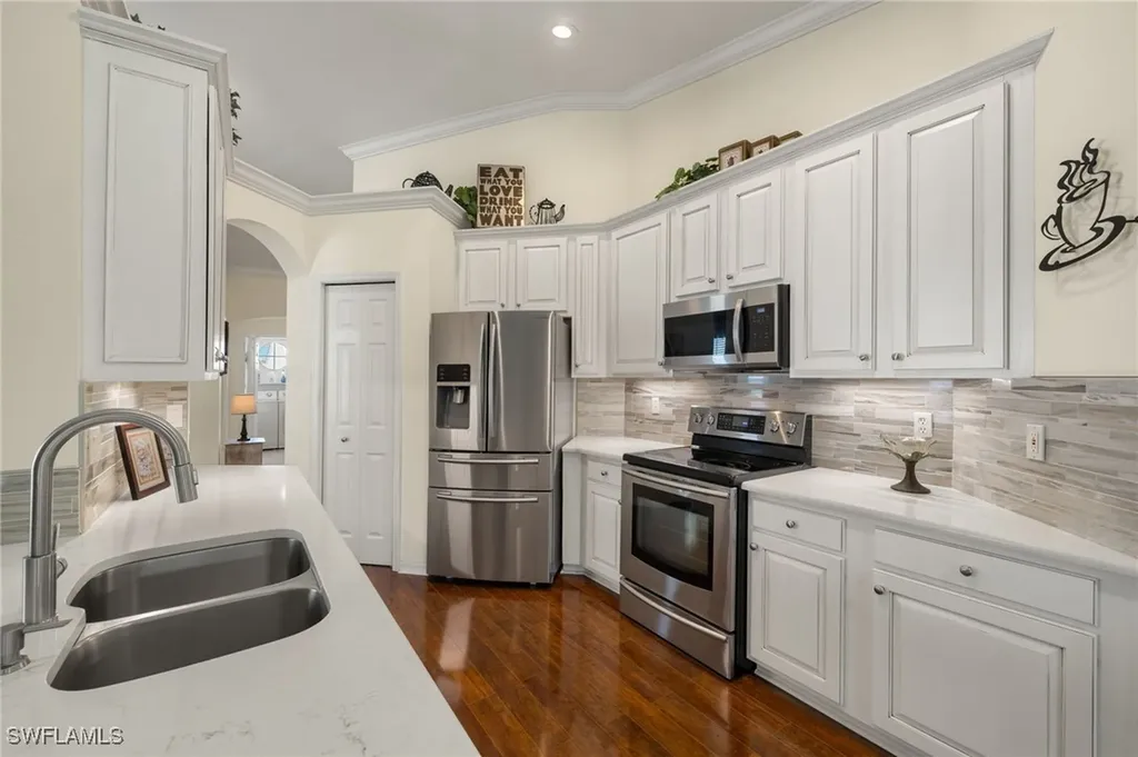 6862 Sterling Greens Drive Naples FL 34104