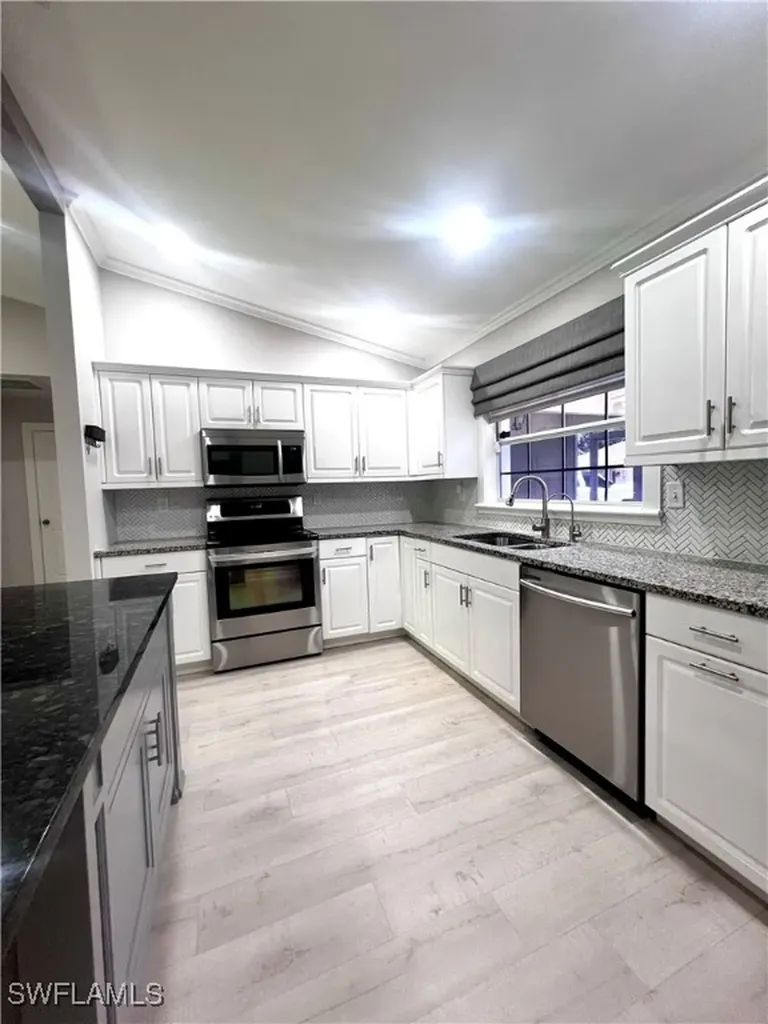 12407 Londonderry Lane Bonita Springs FL 34135