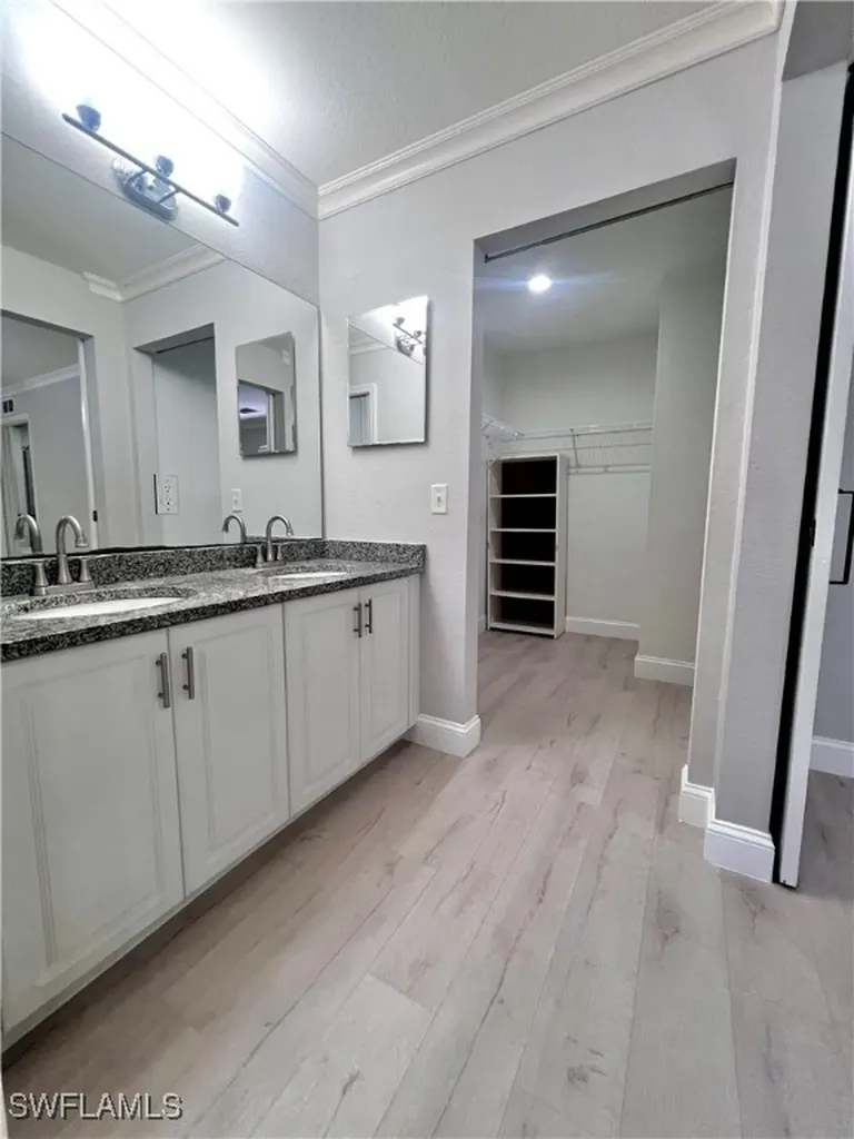 12407 Londonderry Lane Bonita Springs FL 34135