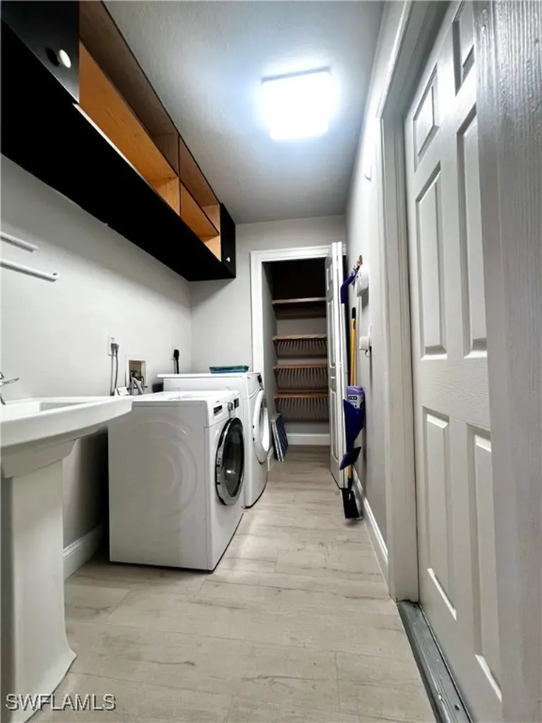 12407 Londonderry Lane Bonita Springs FL 34135