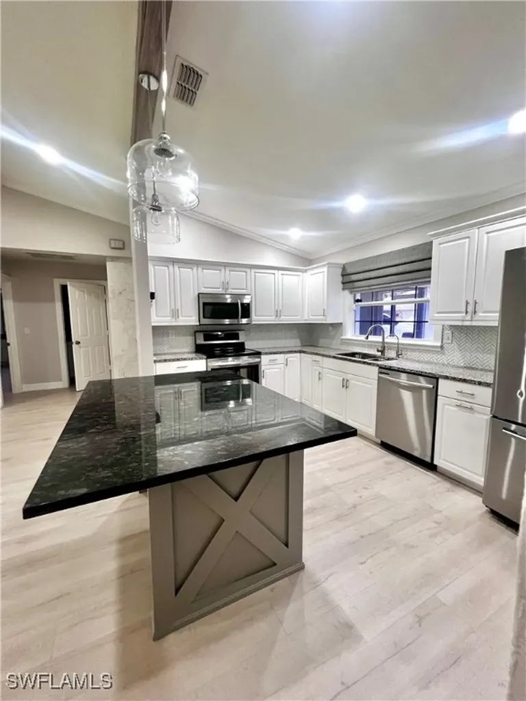 12407 Londonderry Lane Bonita Springs FL 34135