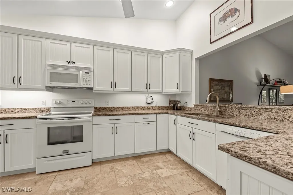 15330 Cedarwood Lane Naples FL 34110