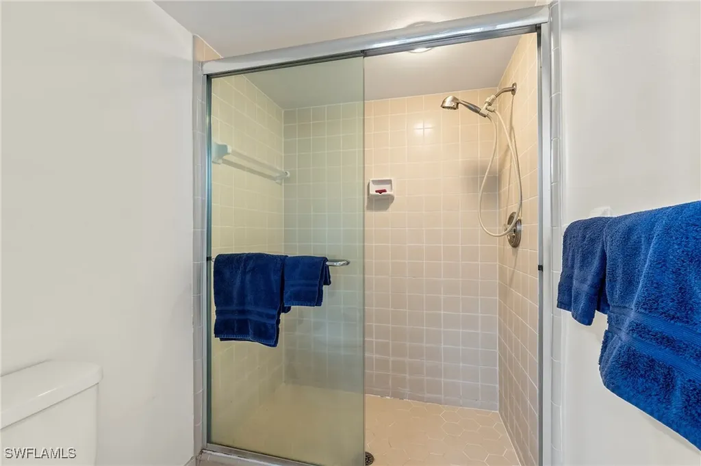 15330 Cedarwood Lane Naples FL 34110