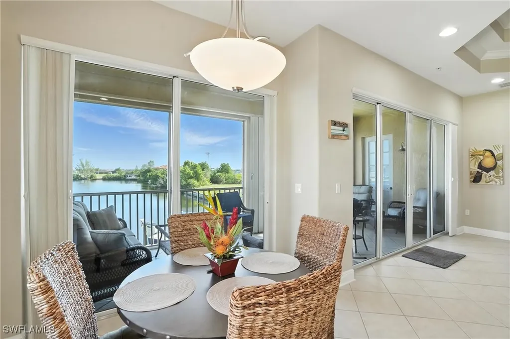 178 Shadroe Cove Circle Cape Coral FL 33991