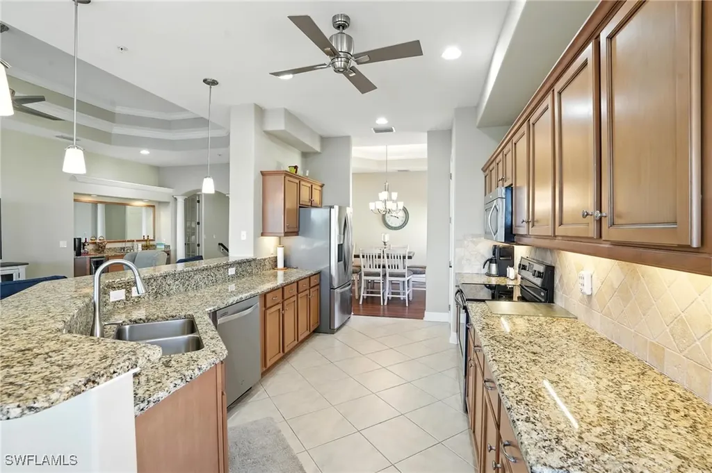 178 Shadroe Cove Circle Cape Coral FL 33991