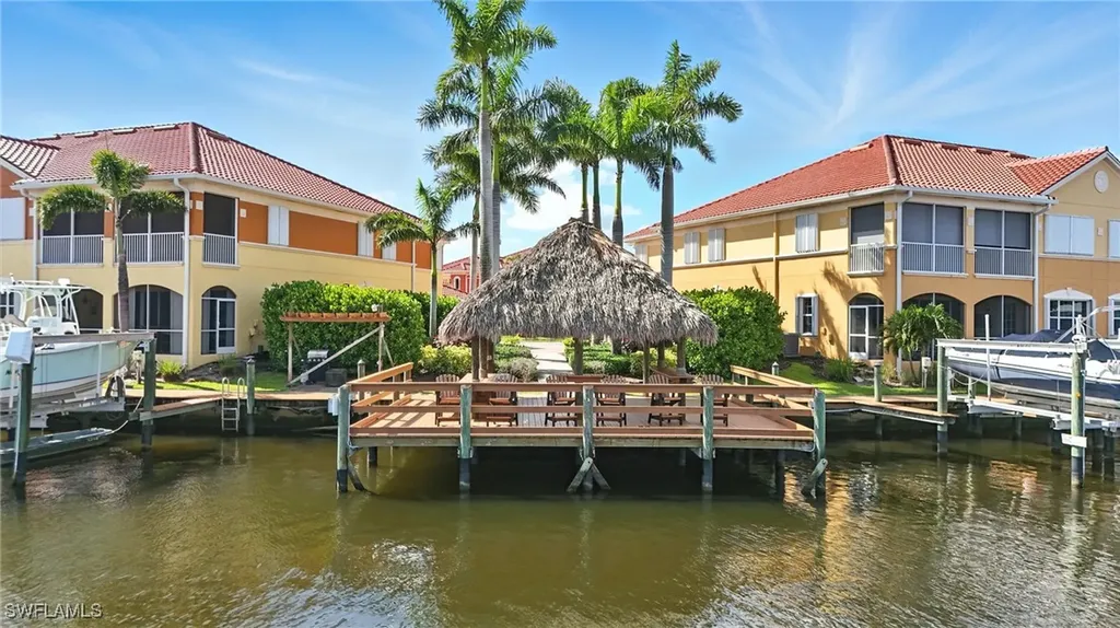 178 Shadroe Cove Circle Cape Coral FL 33991