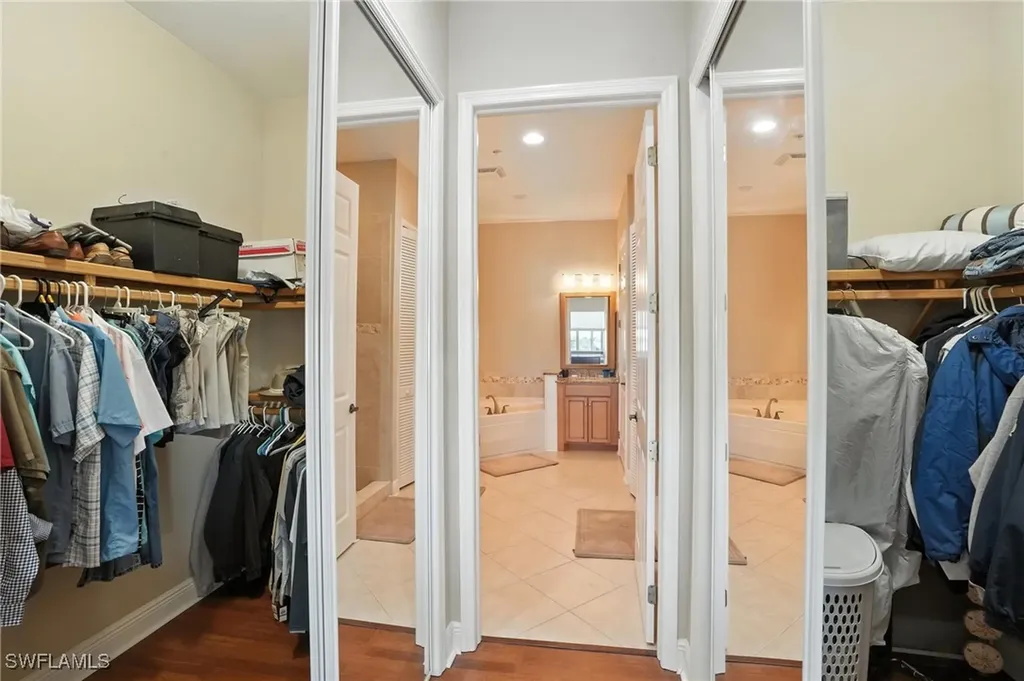 178 Shadroe Cove Circle Cape Coral FL 33991