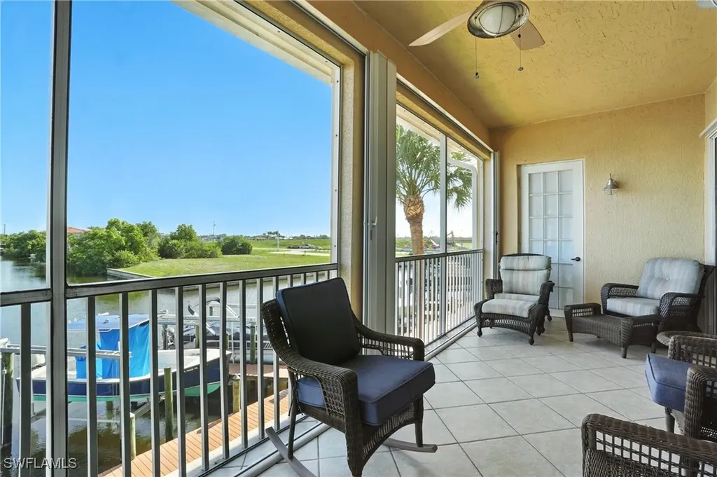 178 Shadroe Cove Circle Cape Coral FL 33991