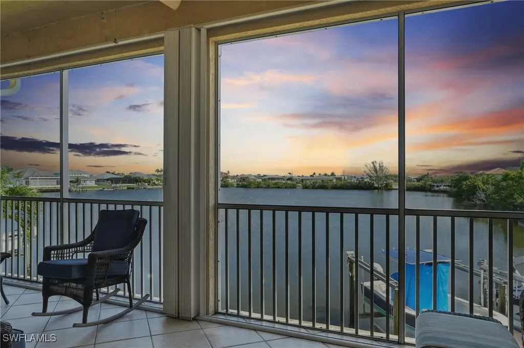 178 Shadroe Cove Circle Cape Coral FL 33991