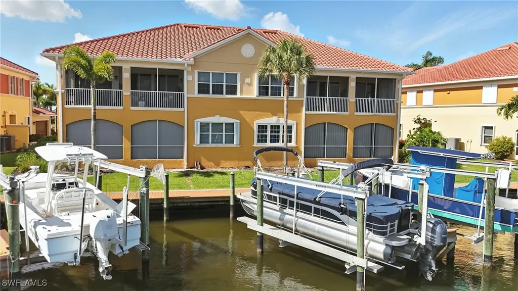 178 Shadroe Cove Circle Cape Coral FL 33991