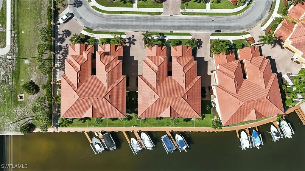 178 Shadroe Cove Circle Cape Coral FL 33991