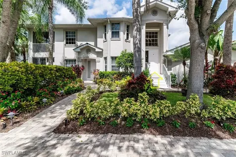 5040 Yacht Harbor Circle Naples FL 34112
