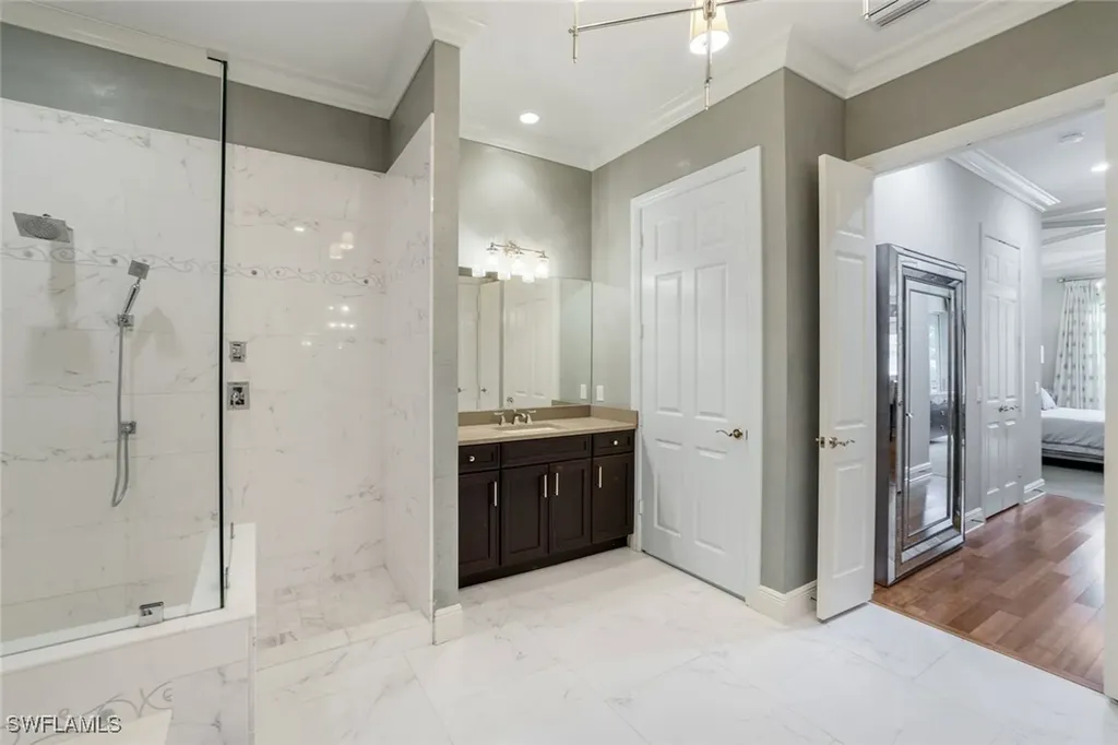 9053 Cascada Way Naples FL 34114