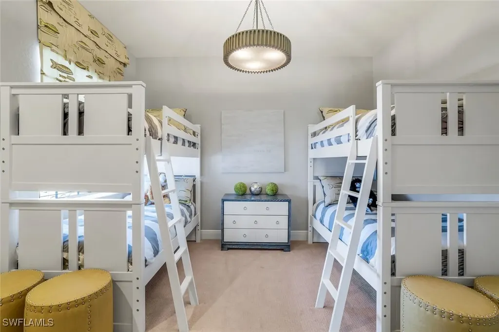 9053 Cascada Way Naples FL 34114