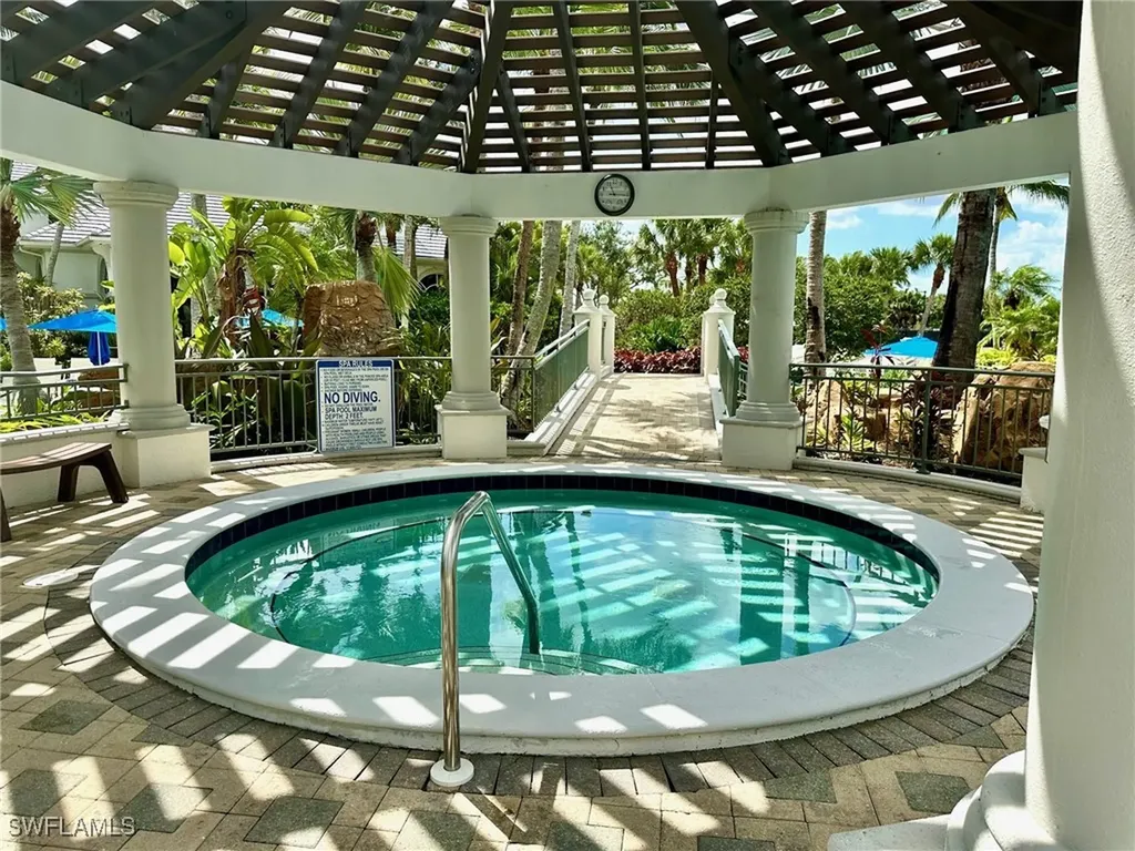 9053 Cascada Way Naples FL 34114