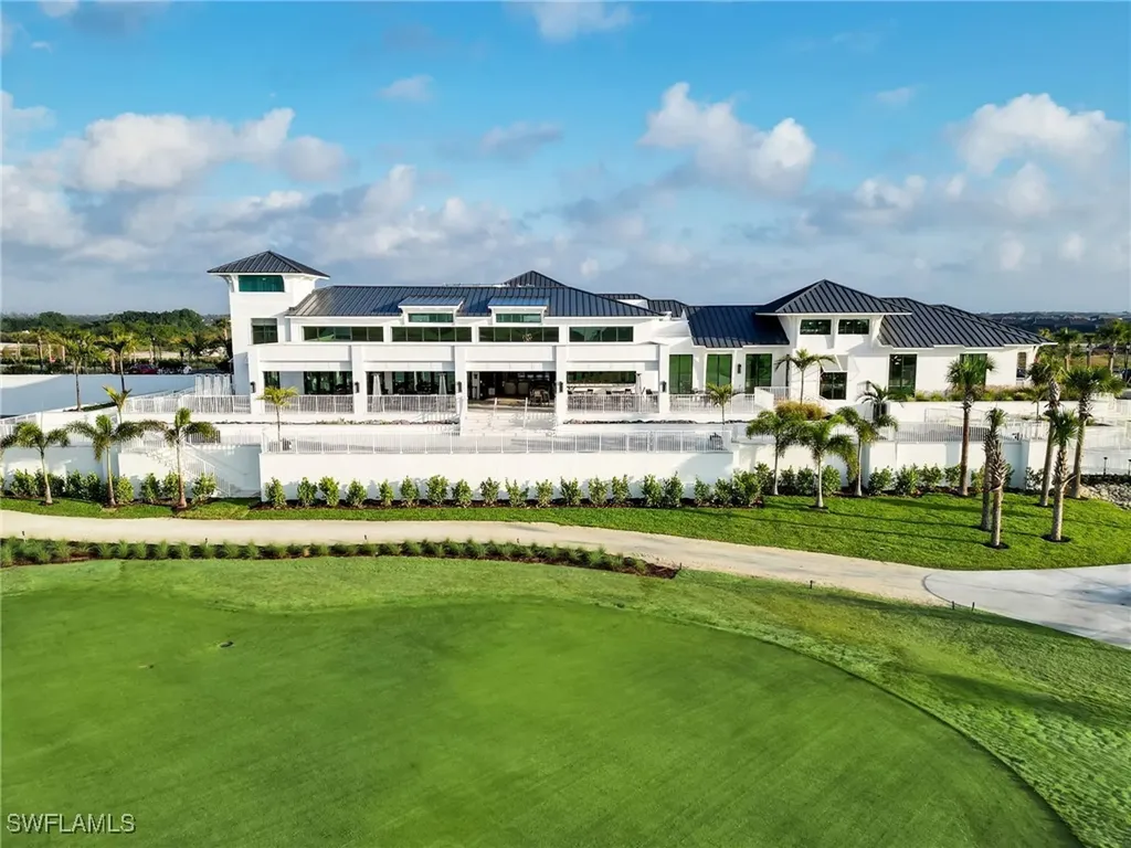 9053 Cascada Way Naples FL 34114