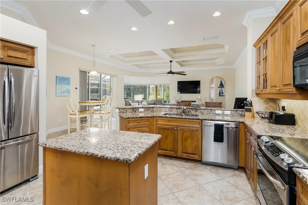 8754 Hideaway Harbor Court Naples FL 34120
