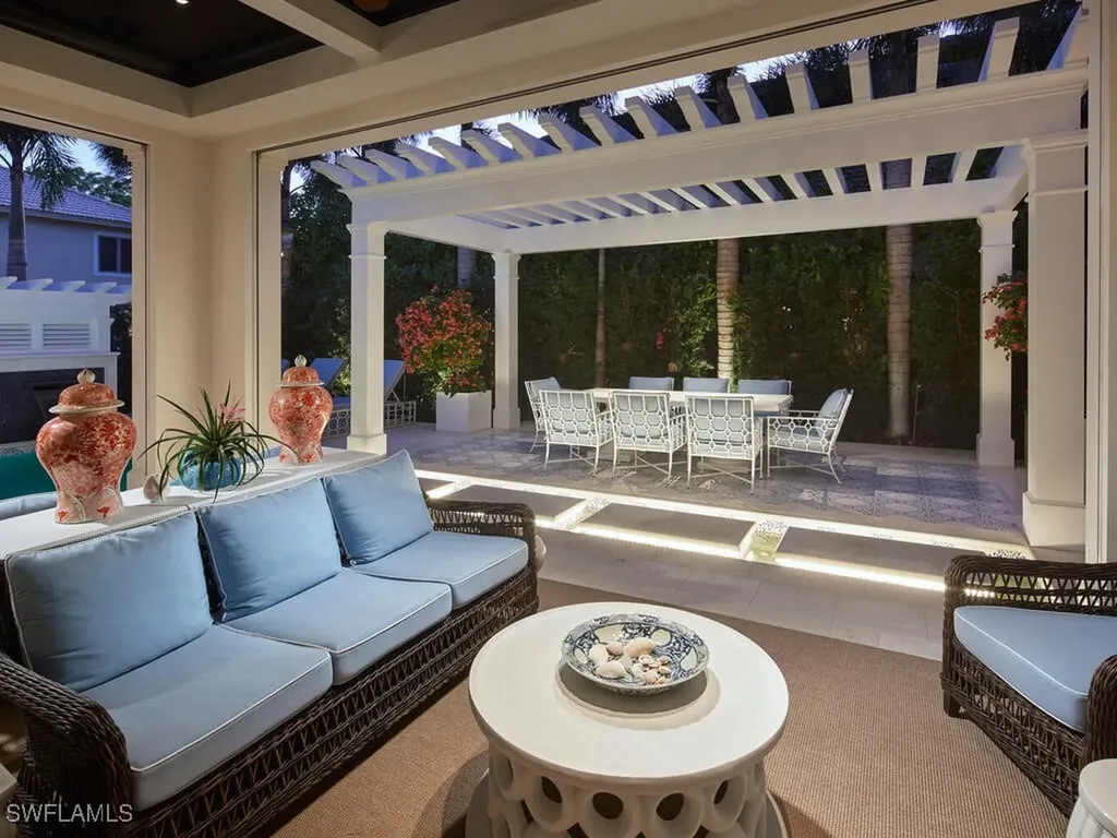 167 4th Street N Naples FL 34102